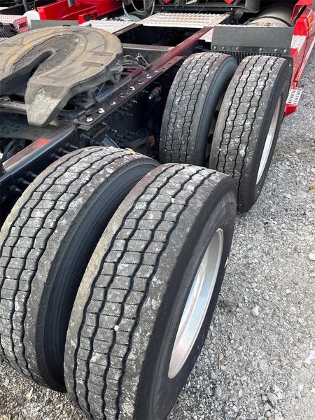 2023 Volvo VNL64T860 4V4NC9EH6PN603472