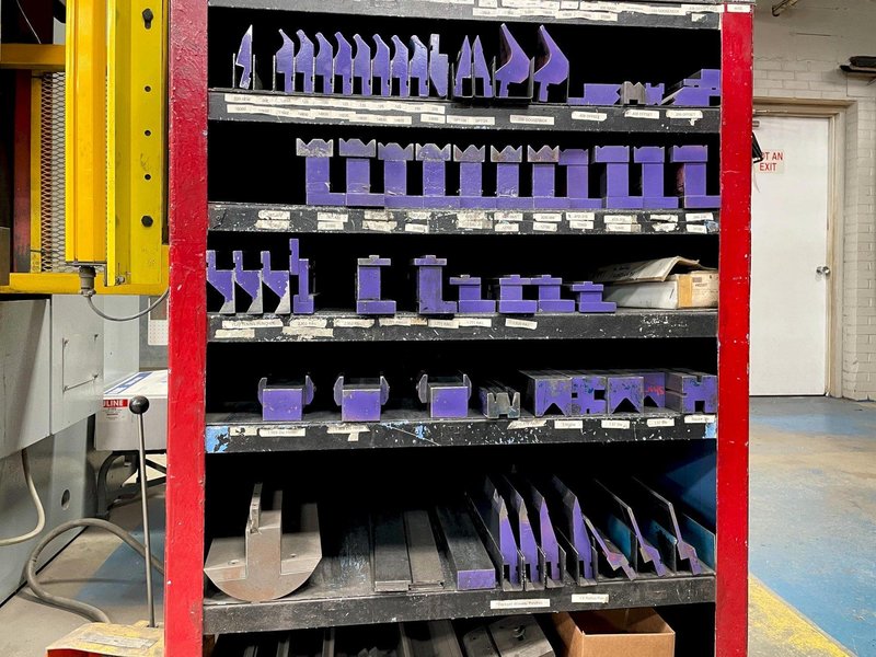 Amada HFBO 220 Hydraulic Press Brake