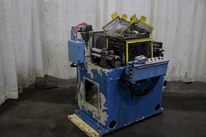 TISHKEN MODEL #6 R 6 LEVELER/FEEDER/STRAIGHTENER: STOCK #75276