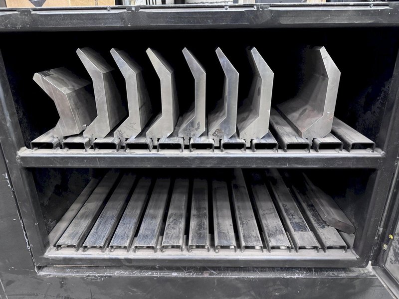 LOT OF WILA PRESS BRAKE DIES WITH CABINET: STOCK #80766