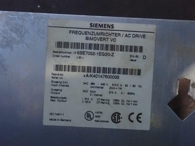 SIEMENS AC DRIVE  -  6SE7032-1EG20-Z