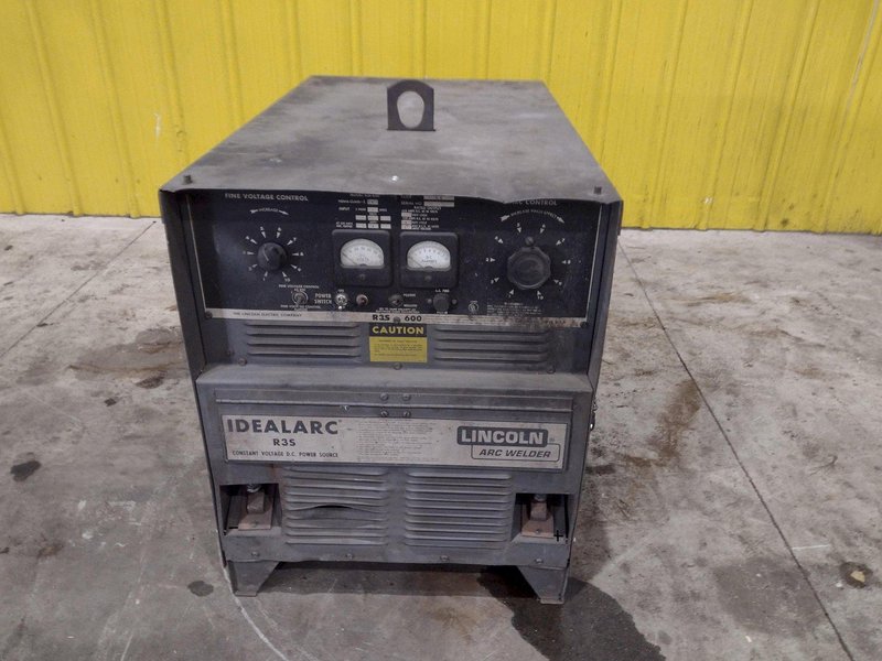LINCOLN MODEL IDEALARC #R3S-600 WELDER POWER SUPPLY: STOCK# 23617
