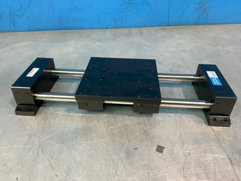 THOMPSON INDUSTRIES 9” X 9” LINEAR MOTION PLATE   -  2AA16AXBL