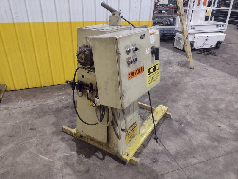 4000 LBS X 24" COOPER WEYMOUTH MODEL #4RM24 MOTORIZED UNCOILER COIL REEL: YOBRO #25767