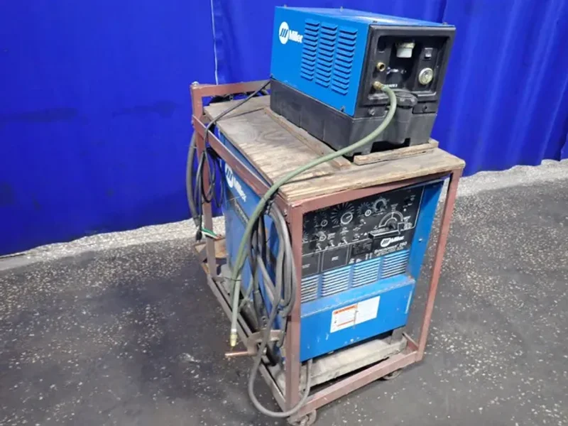 Miller 200 A Welder  - Syncrowave 250