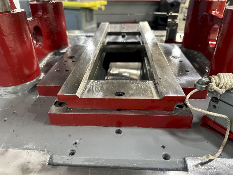 12 TON TISHKEN 4 POST CUTOFF PRESS: STOCK #78450
