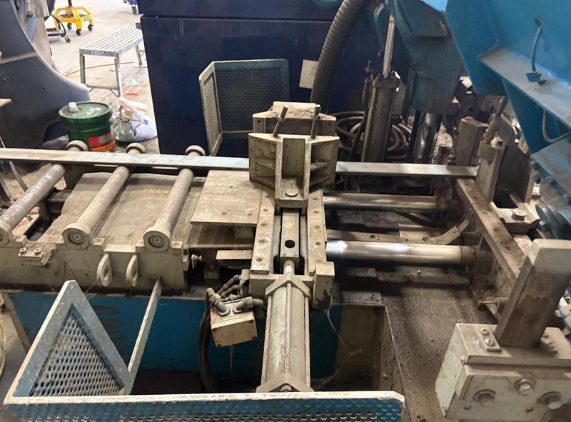 13″ X 15″ DoAll DC-330NC  Series Automatic Horizontal Band Saw, 2012