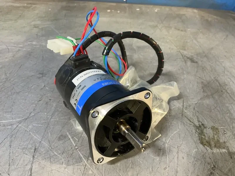 SANYO DEKKI 110 WATTS DC SERVO MOTOR   -  T511-012EL8
