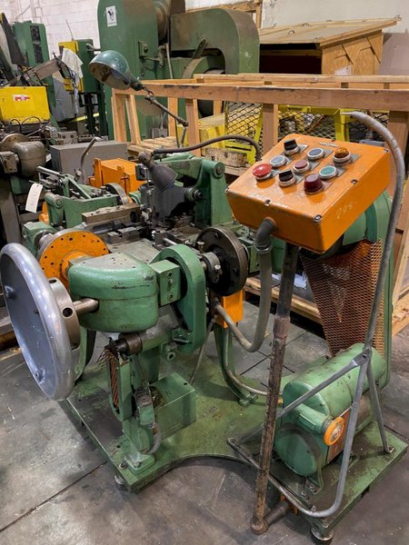 3/32&quot; Nilson Model S-1 Fourslide Wire Forming Machine