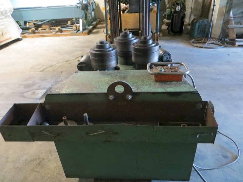 5/16&quot; x 3&quot; x 3&quot; Roundo Hydraulic Angle Bending Roll, Model R3 w/ Pipe Tooling