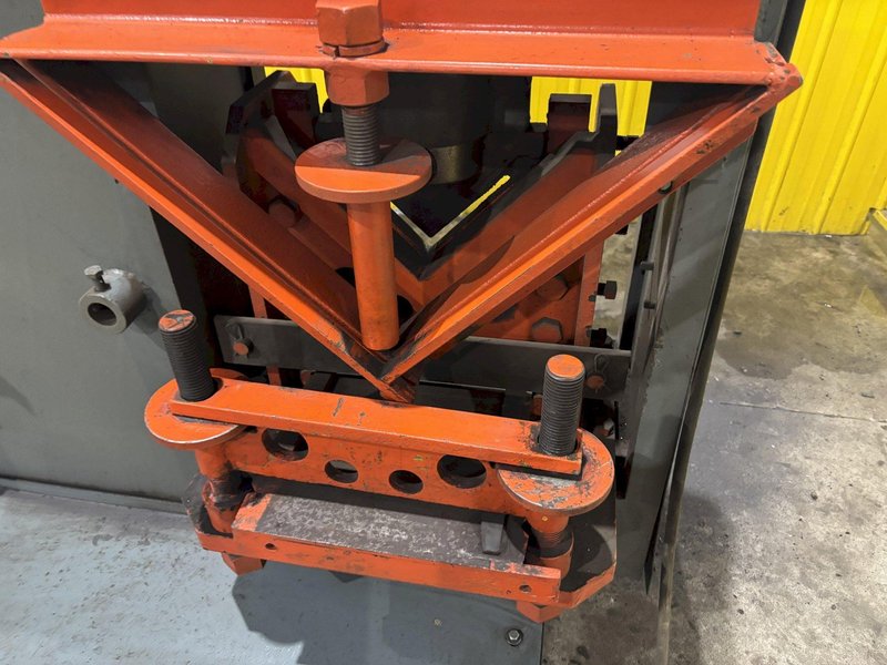 95 TON IRON CRAFTER MODEL 95-95 HMW HYDRAULIC IRON WORKER: STOCK #23333