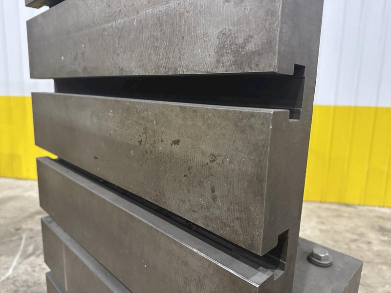 24&quot; X 36&quot; X 60&quot; CHALLENGE #162424 T SLOT ANGLE PLATE: STOCK #22223