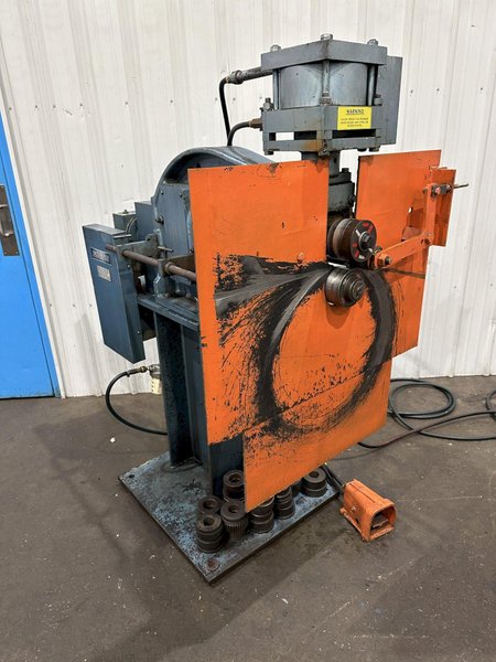 LOCKFORMER MODEL # 530-P-20 BEADING &amp; FLARING MACHINE: STOCK #77592