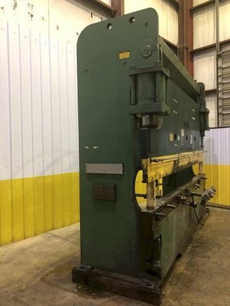 230 TON X 14' CINCINNATI MODEL #230CBX12 HYDRAULIC PRESS BRAKE