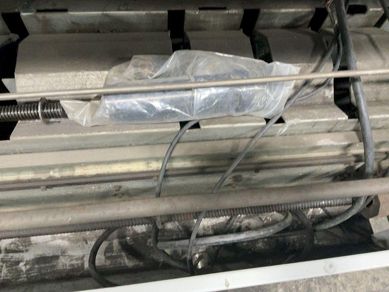 HAAS 48” BAR FEEDER  -  SERVO BAR 300