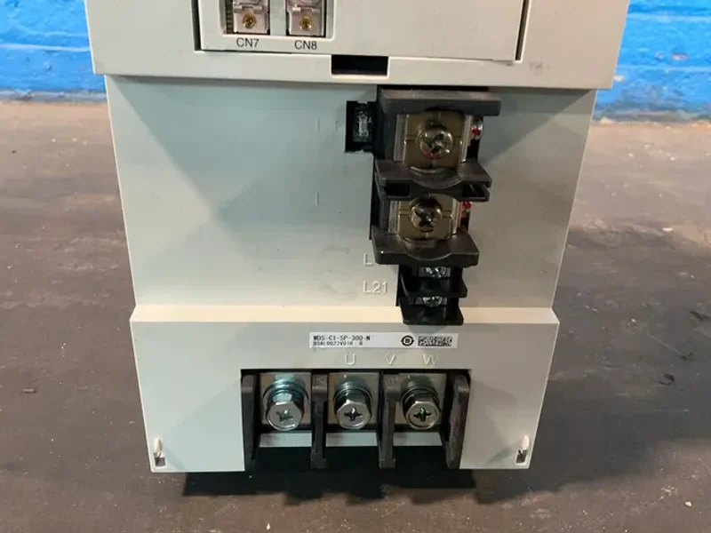 MITSUBISHI 30 KW SPINDLE DRIVE UNIT  -  MDS-C1-SP-300-N