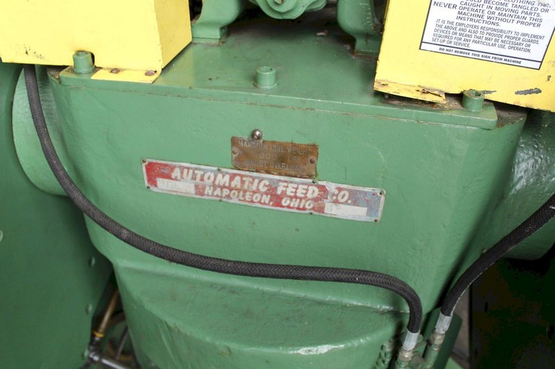 4000 LB x 12" AUTOMATIC FEED DOUBLE END COIL REEL: STOCK #72177