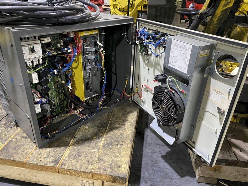 FANUC – M-20iA w/ R-30iB Controls USED