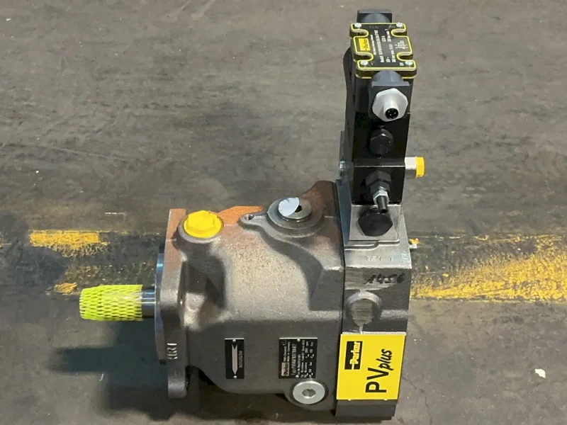 PARKER AXIAL PISTON PUMP W/VALVE  -  PV046R1K8T1NMRZ