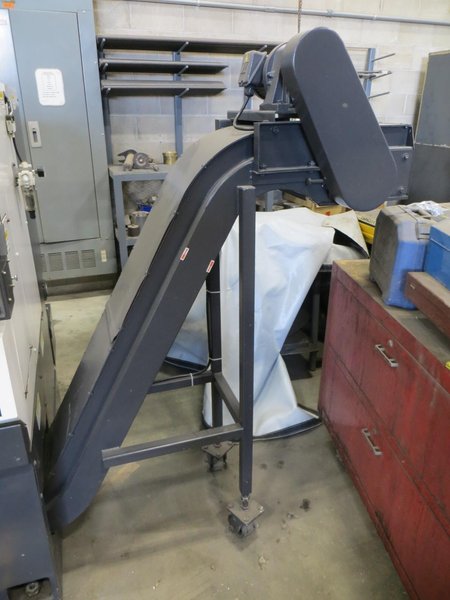 Okuma Genos L250E CNC Turning Center, OSP-P300L/R CNC Control, 8&quot; Chuck, Tool Setter, Parts Catcher, 12-Station Turret, Tailstock, Chip Conveyor