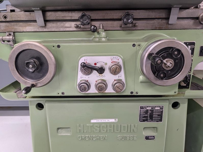 H. Tschudin HTG-400 OD Cylindrical Grinder, 1980 –  CBN Wheel, Coolant Tank