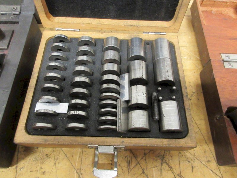 Hoke Gage Block Set, Ralmike 3/4" Round Gage Block Set, Brown &amp; Sharpe 6" x 1" Sine Bar- Auction Item