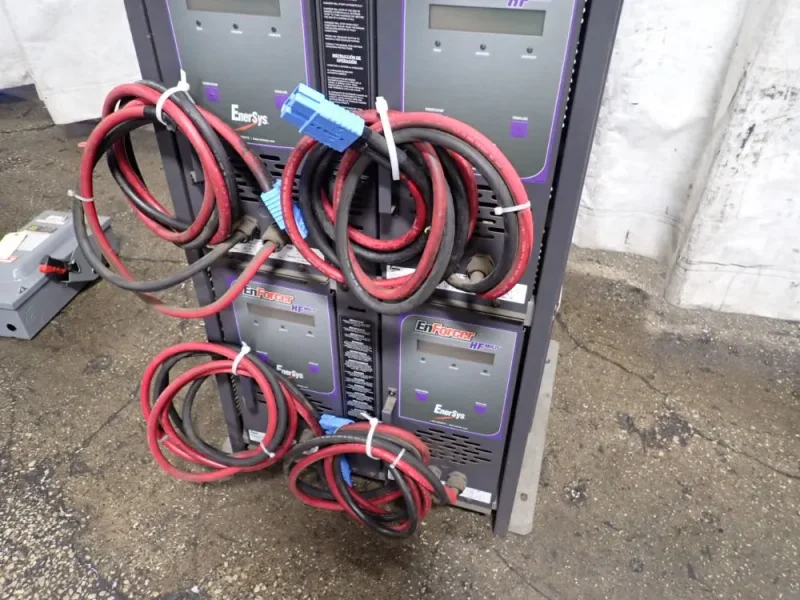 ENERYSYS 24 V / 900 AH  -  EM3-12-900