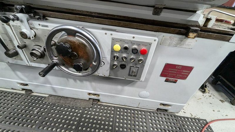 Toyoda GUP 32×100 Universal Grinder, 1981 – Spare Wheels, ID Attachment, Steady Rest Included