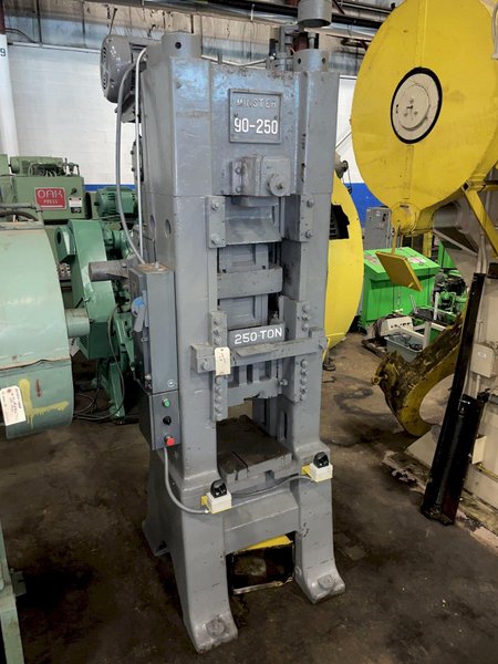 250 TON MINSTER MODEL #90 KNUCKLE JOINT PRESS: STOCK 10128