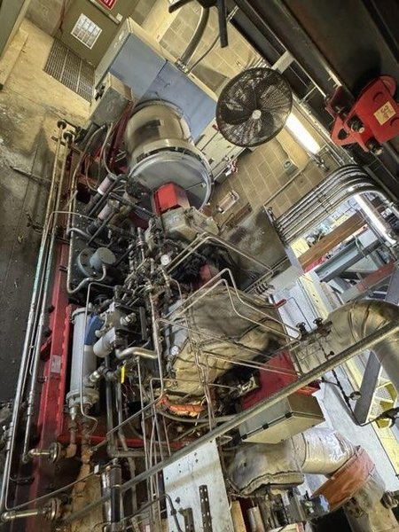 Marathon MagnaMax 930 kW (4160 V) Synchronous Generator Set with Lufkin NM1000C Gear Drive, 2011 Skid‑Mounted