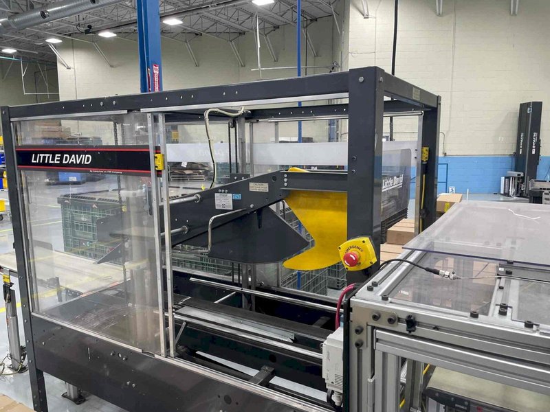 FULLY AUTOMATIC CF‑50T ERECTOR + HIGH‑SPEED LD‑16A SEALER – UP TO 20 CASES/MIN!