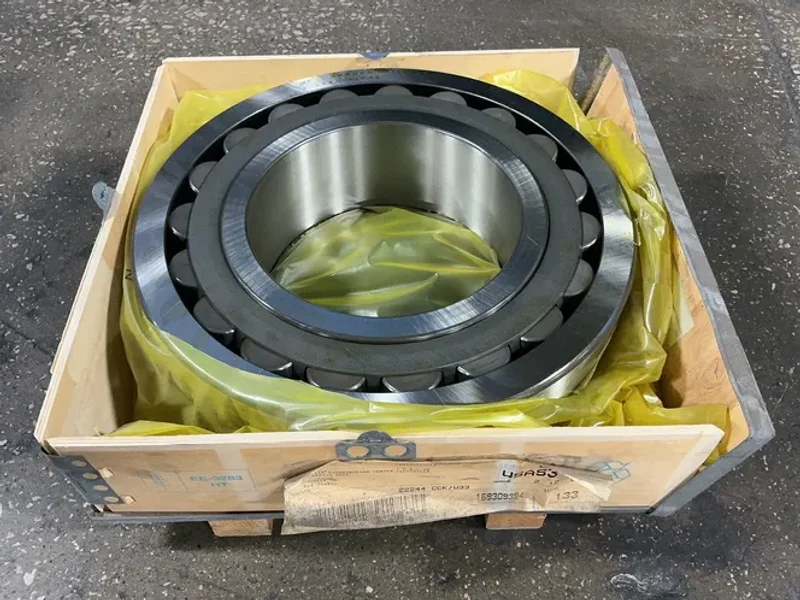 SKF 15.75” DIAMETER EXPLORER SPHERICAL ROLLER BEARING  -  224 CCK/W33