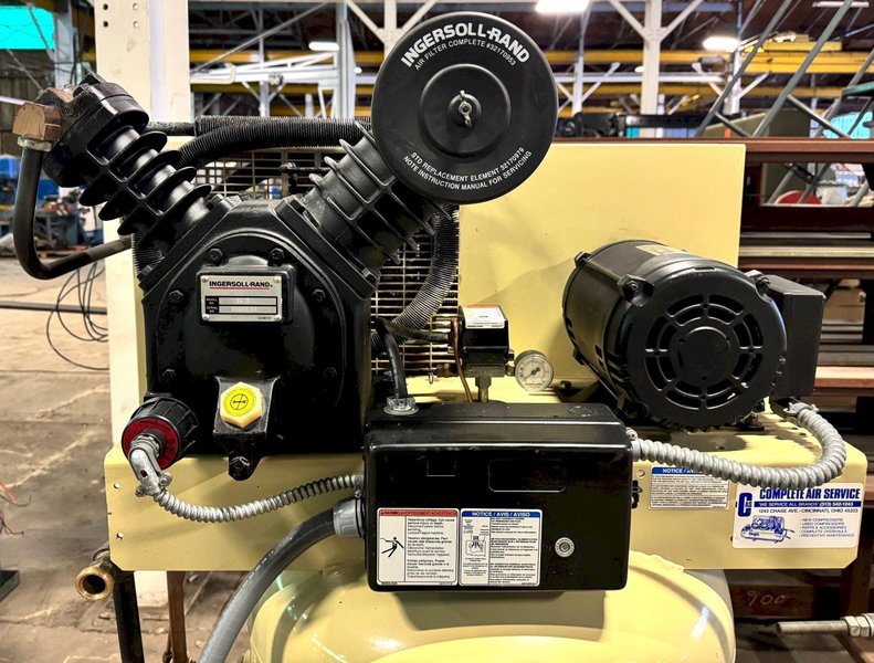 7-1/2 HP Ingersoll-Rand Air Compressor, 24 CFM, 175 PSI, 80 Gallon Vertical Tank