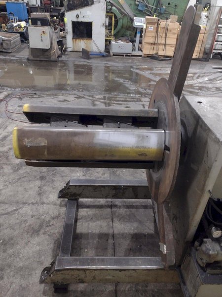 6,000 LBS X 36" AMERICAN MODEL #1000 MOTORIZED COIL REEL UNCOILER: YOBRO #24888