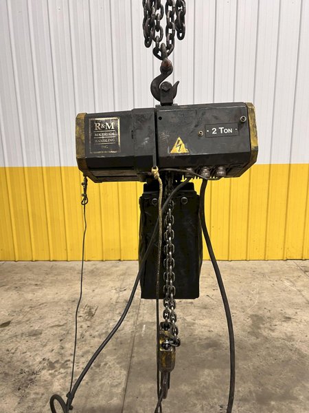 2 TON R&amp;M MODEL #ECB220PT16S CHAIN HOIST: STOCK #22448