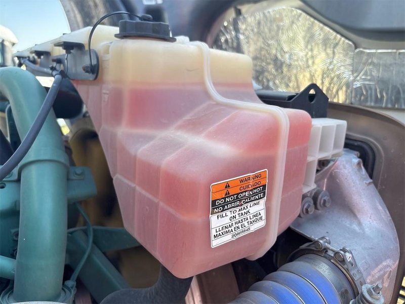 2024 Volvo VNL64T860 4V4NC9EH8RN650845