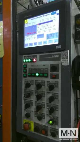 1000 TON 185 OZ UBE MODEL UM1000 INJECTION MOLDING MACHINE MFG 1999