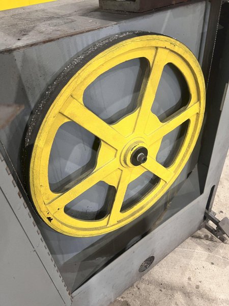 20" DAKE PARMA TRADEMASTER VERTICAL BANDSAW: STOCK #21091