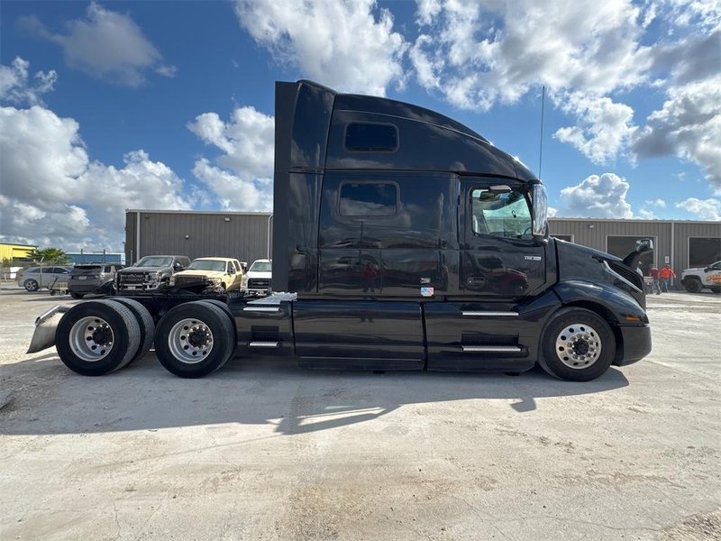 2024 Volvo VNL64T860 4V4NC9EHXRN656677