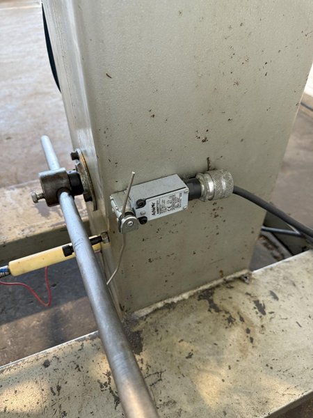 2,000 LB X 16&quot; JACO POWERED UNCOILER. STOCK # 0886425