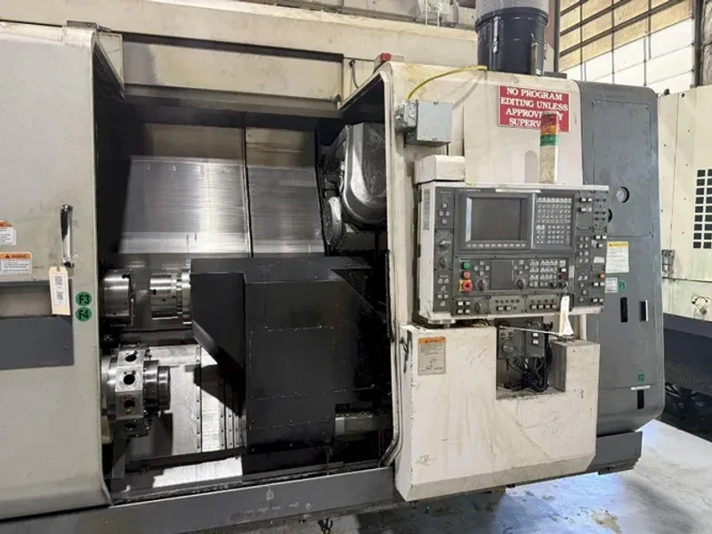 Okuma CNC Lathe - 250-w