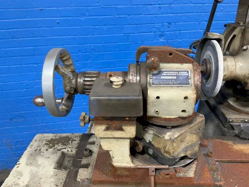 ROYAL OAK 8”X30” TABLE, 1/2 HP UNIVERSAL CUTTER GRINDER