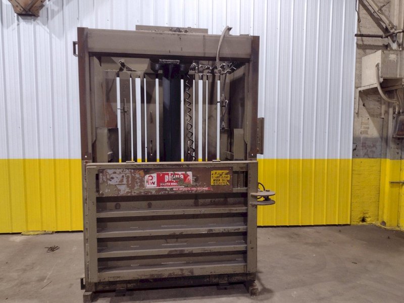 60&quot; X 30&quot; X 20 HP PIQUA MODEL #30 VERTICAL HYDRAULIC CARDBOARD BALER: STOCK 17413