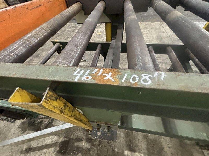 100&#039; X 54&quot; WIDE PEDDINGHAUS POWERED ROLLER CONVEYOR: STOCK #23102