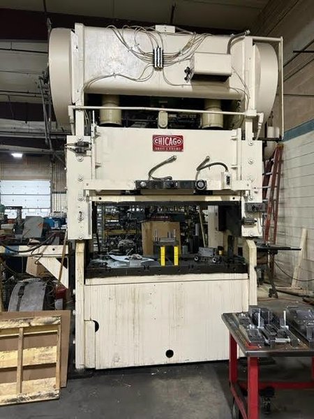 150 Ton Chicago Dreis &amp; Krump SS-150-30-60 Straight Side Press, 1965 – Under Power, Feeder