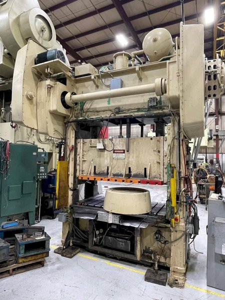 150 ton Niagara SC2-150-72-36 Straight Side Mechanical Metal Stamping Press, Year 1980