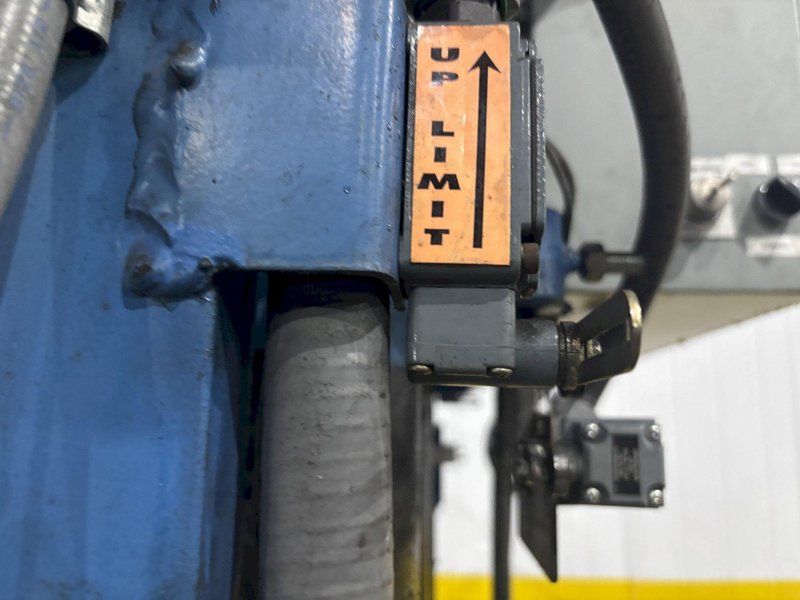 BECKWOOD 4 POST HYDRAULIC PRESS: STOCK #23242