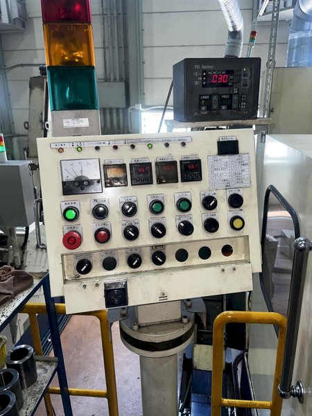 Asahi Sunac Model ST-1010 Two Die Two Blow Header