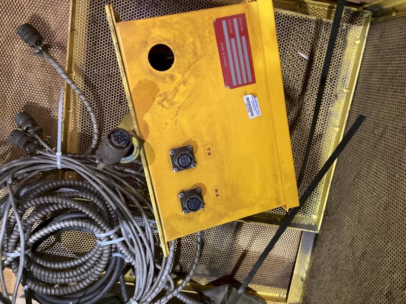 MERLIN MTC-3000 Control &amp; (2) CT118-TX 22″ Safety Curtains Used