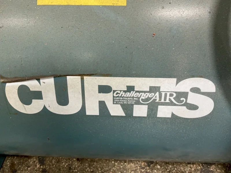 CURTIS 10 HP CHALLENGE AIR AIR COMPRESSOR  -  E-71